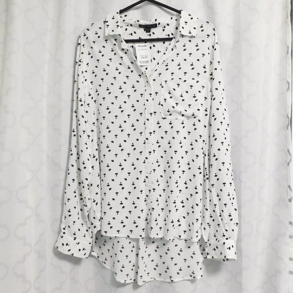 Velvet Heart Tops - Velvet Heart White & Black Button Down High Low Hem Shirt - XL (NWT)
